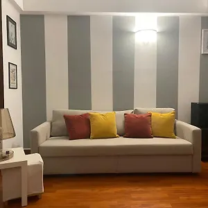 La Casa Di Ringhiera In Sarpi-sempione-moscova Milano